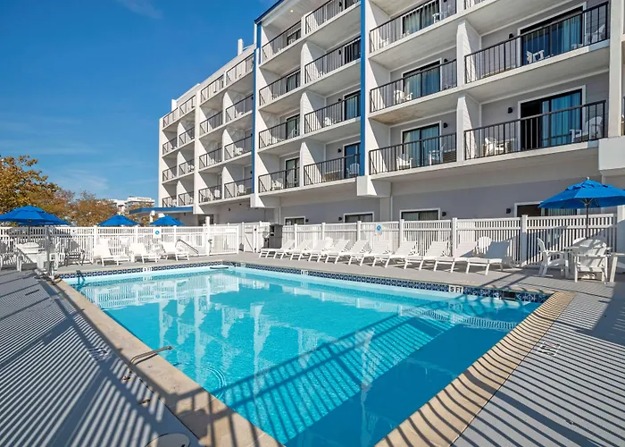 Sea Bay 3*